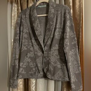 Maurice’s print soft blazer M gray.  Beautiful print.